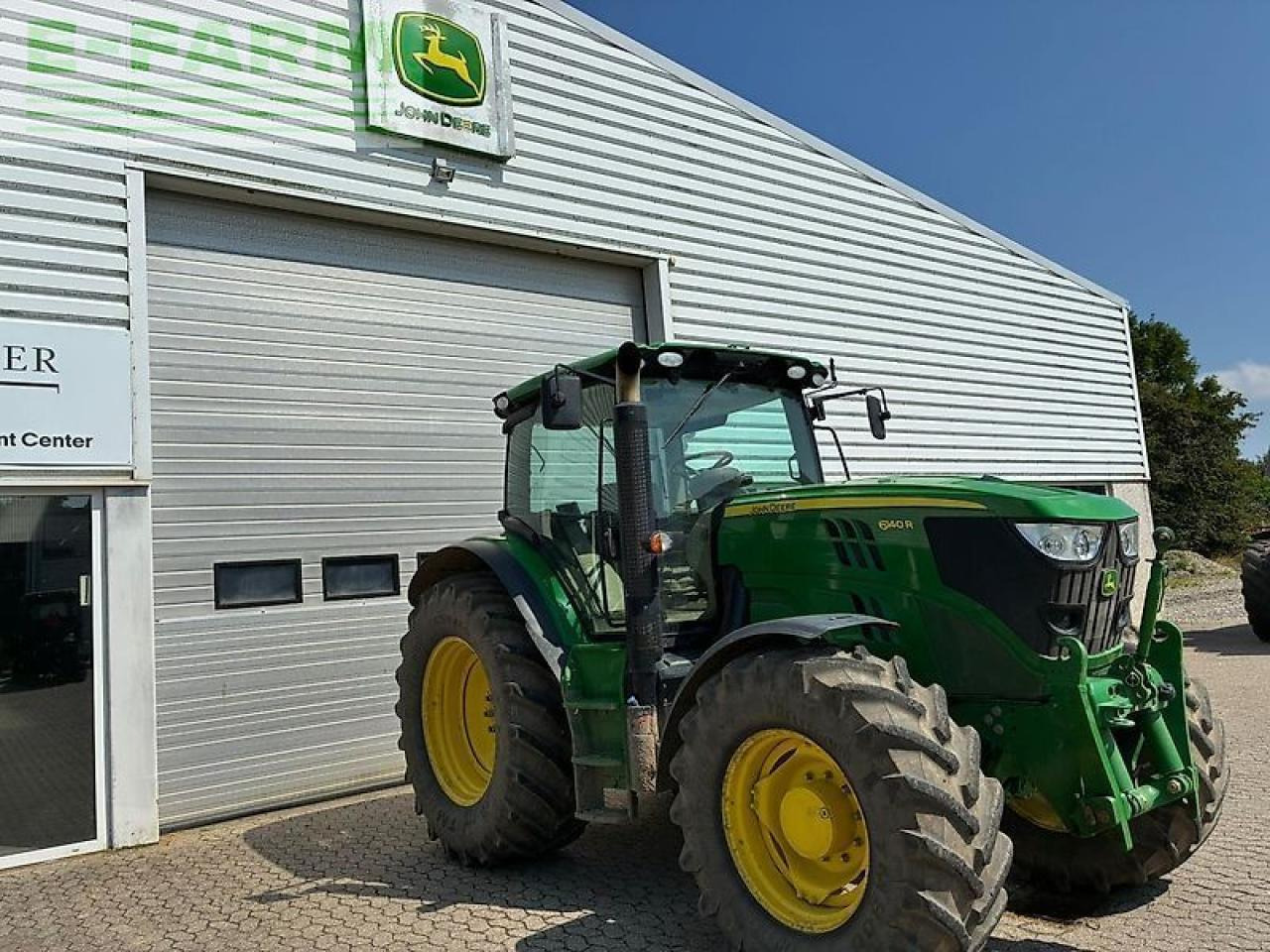 John Deere 6140r - Traktor: 4 kép. John Deere 6140r - Traktor: 4 kép.