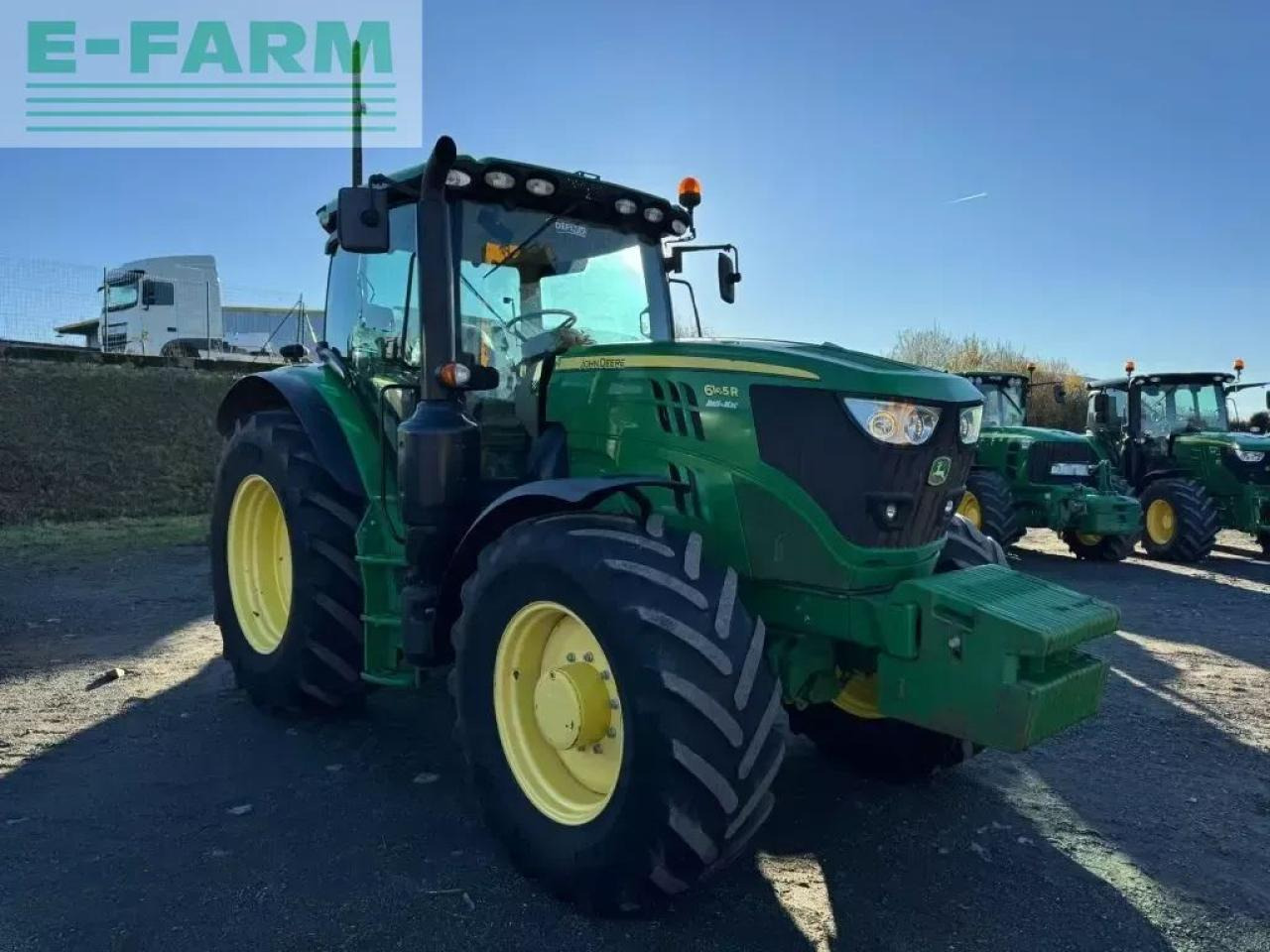 John Deere 6145 r autoquad - Traktor: 1 kép. John Deere 6145 r autoquad - Traktor: 1 kép.