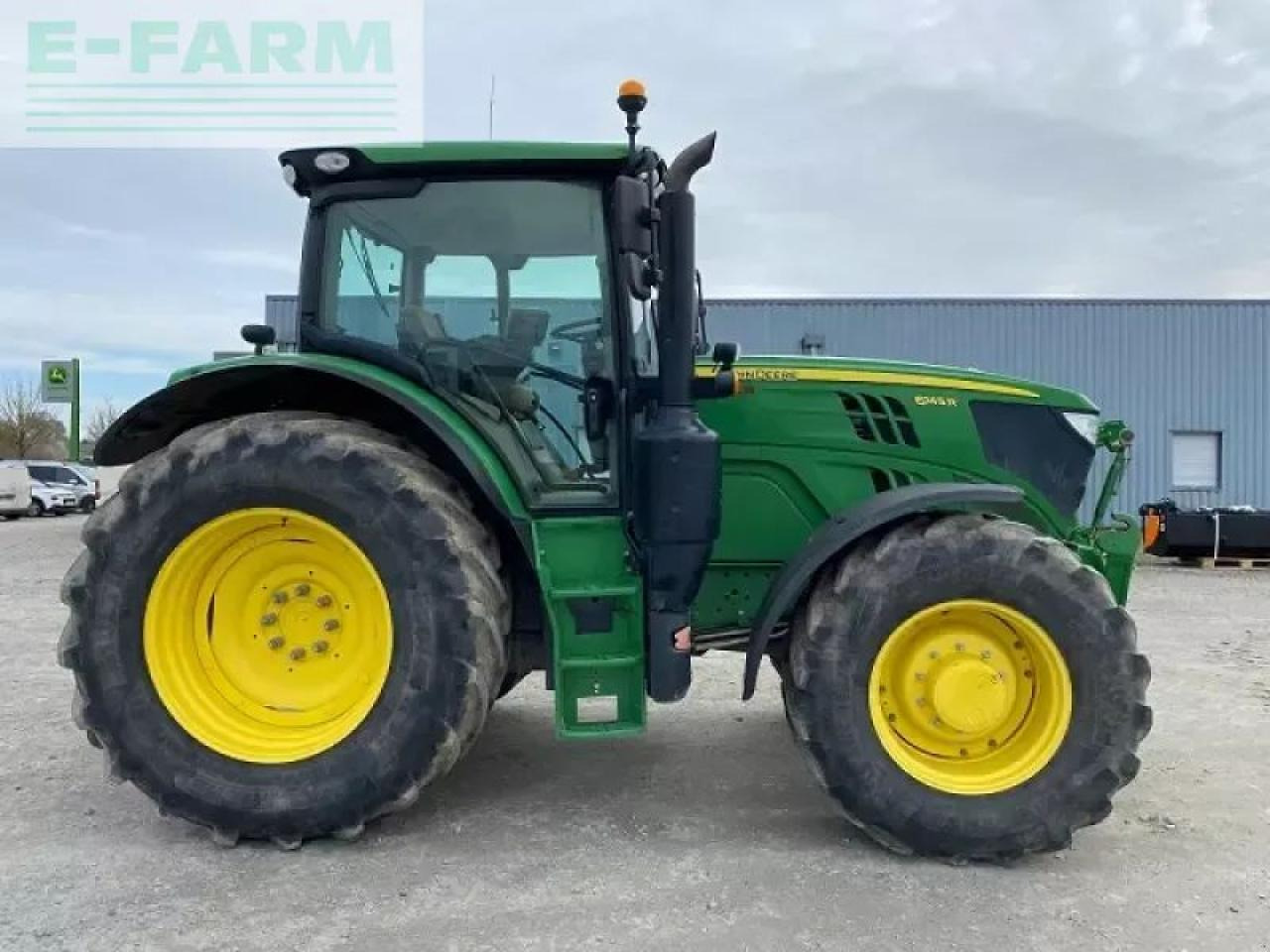 John Deere 6145r - Traktor: 4 kép. John Deere 6145r - Traktor: 4 kép.