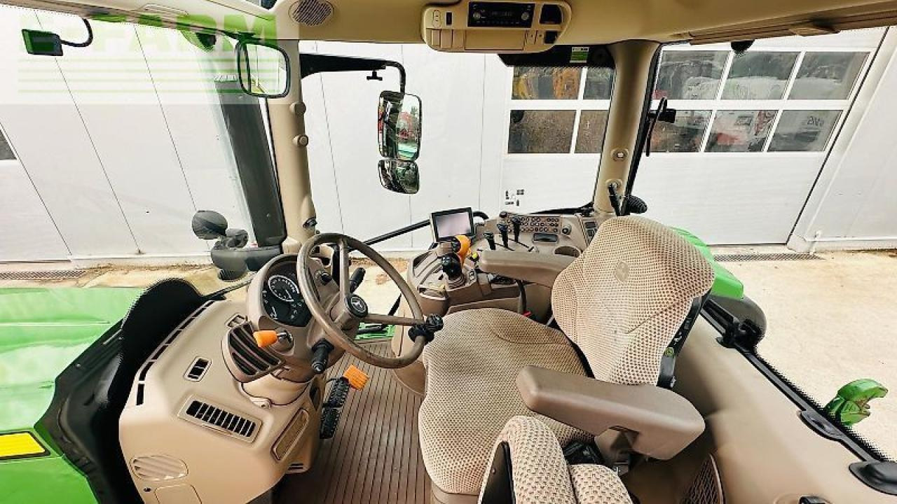 John Deere 6145r - Traktor: 4 kép. John Deere 6145r - Traktor: 4 kép.