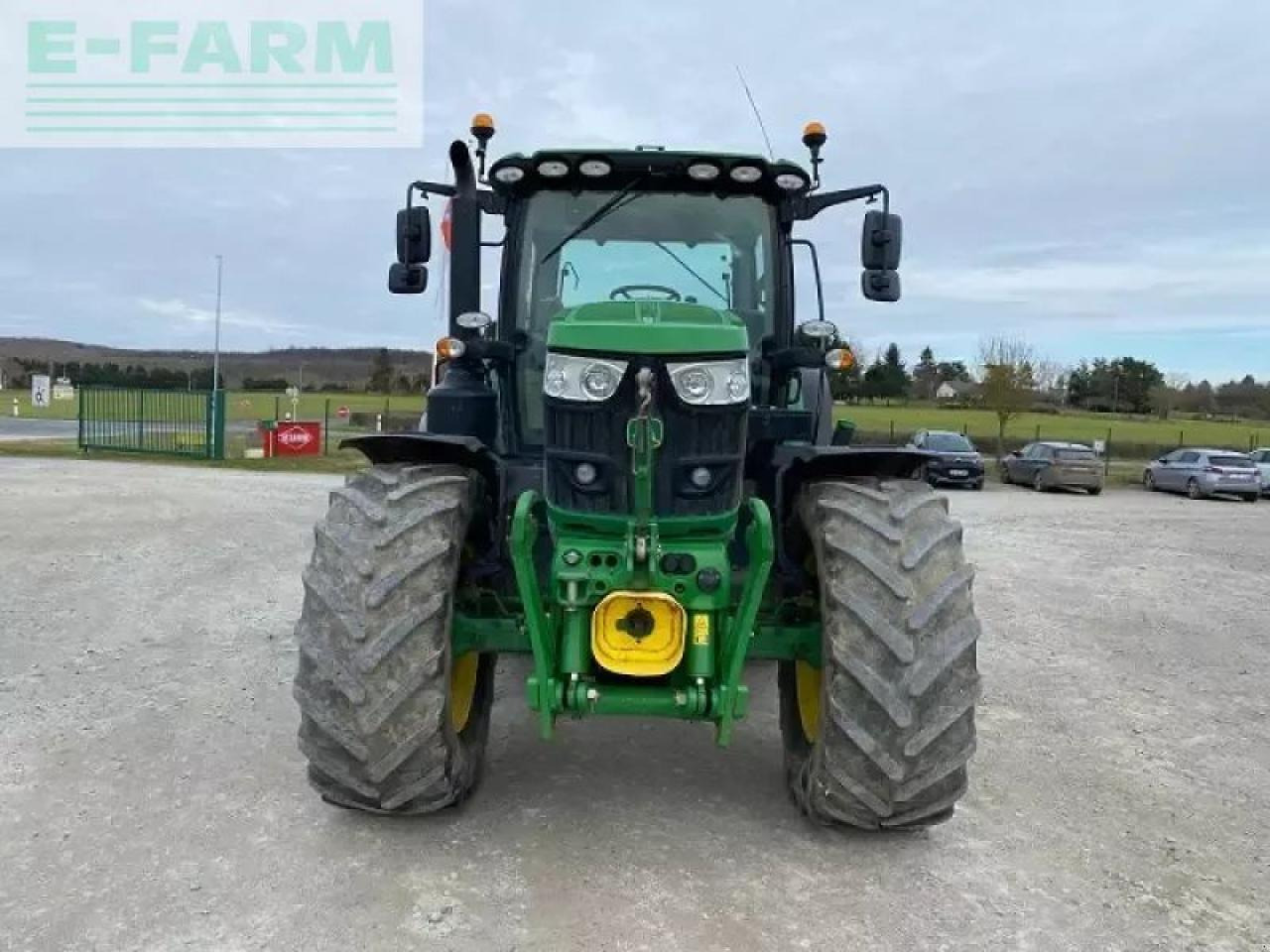 John Deere 6145r - Traktor: 5 kép. John Deere 6145r - Traktor: 5 kép.