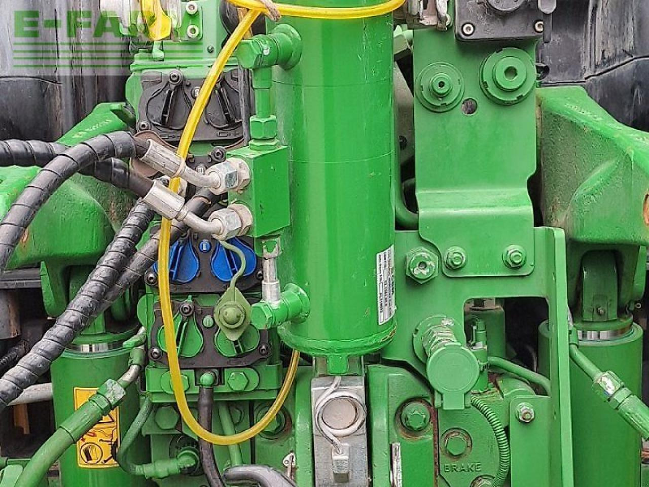 John Deere 6145r - Traktor: 3 kép. John Deere 6145r - Traktor: 3 kép.