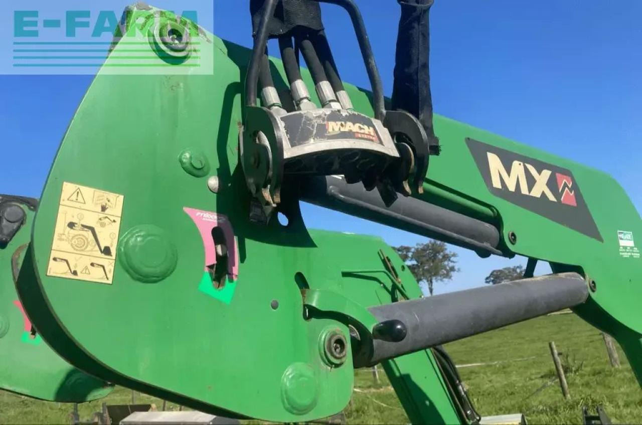 John Deere 6145r - Traktor: 2 kép. John Deere 6145r - Traktor: 2 kép.