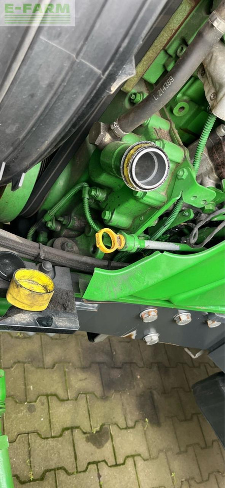 John Deere 6155 R - Traktor: 2 kép. John Deere 6155 R - Traktor: 2 kép.