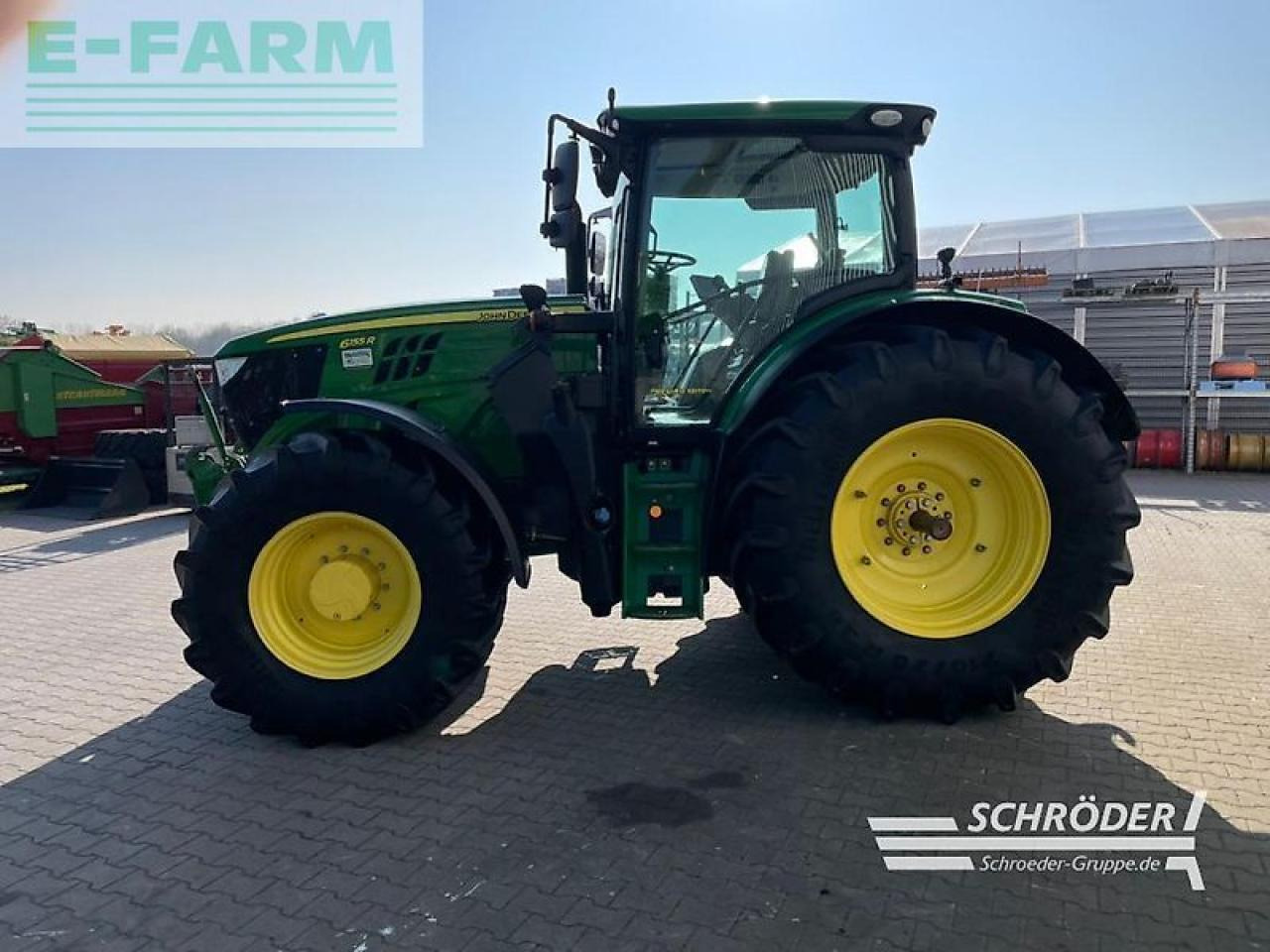 John Deere 6155 r - Traktor: 4 kép. John Deere 6155 r - Traktor: 4 kép.