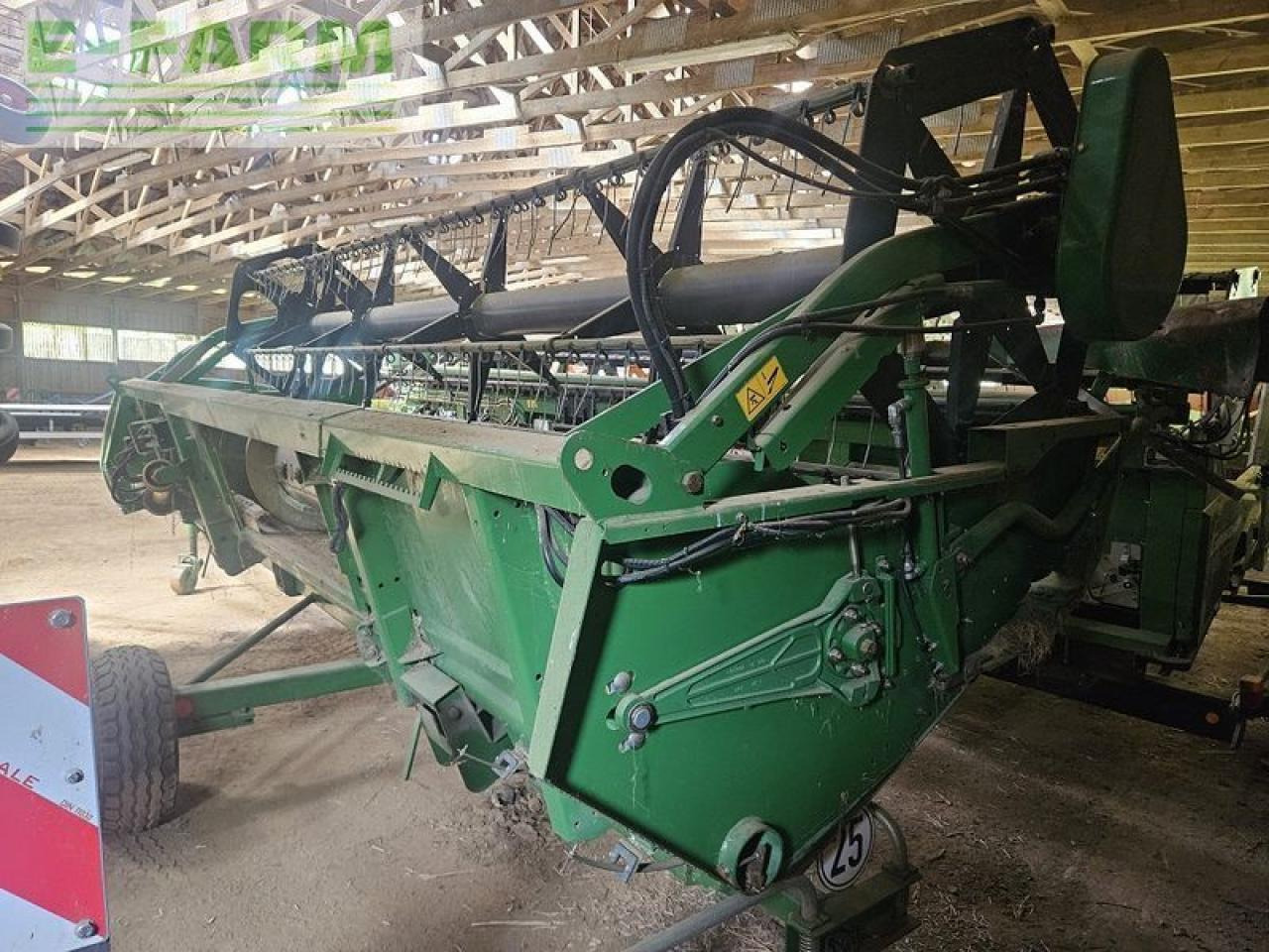 John Deere 618r + transportwagen - Kombájn adapter: 3 kép. John Deere 618r + transportwagen - Kombájn adapter: 3 kép.