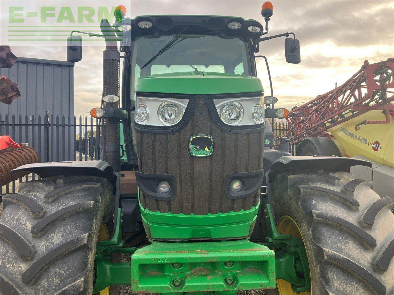 John Deere 6190R - Traktor: 3 kép. John Deere 6190R - Traktor: 3 kép.