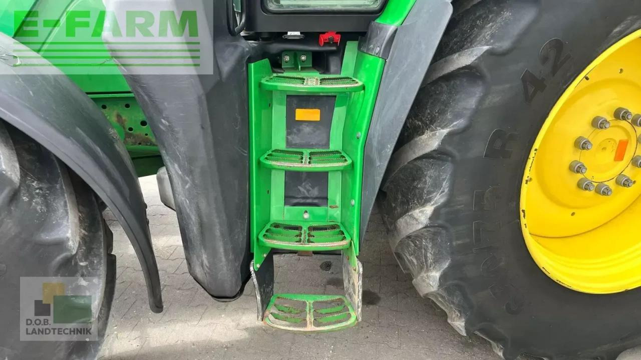 Traktor John Deere 6190r: 13 kép. Traktor John Deere 6190r: 13 kép.