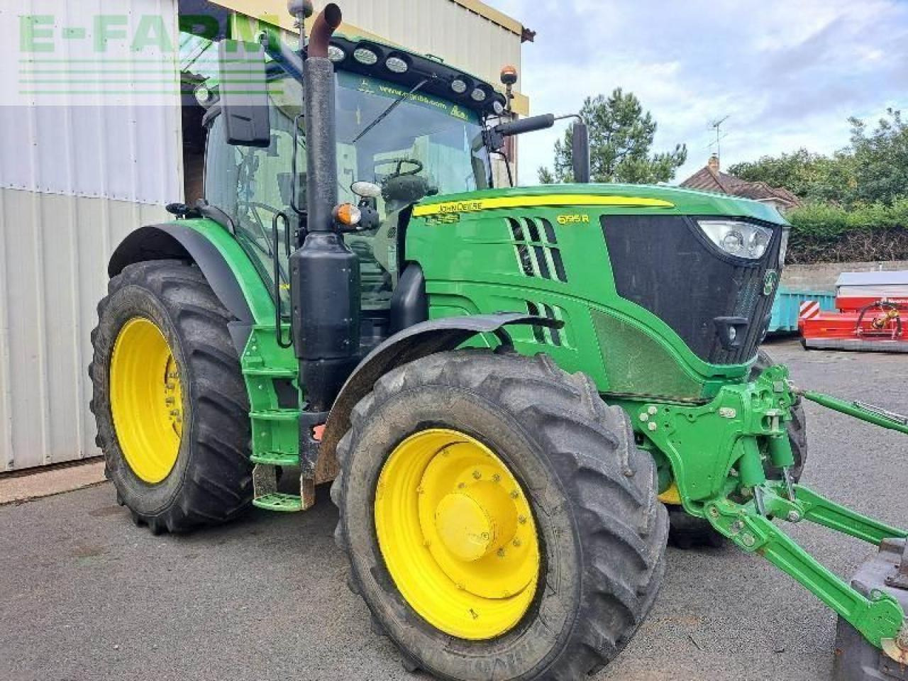 John Deere 6195r - Traktor: 2 kép. John Deere 6195r - Traktor: 2 kép.