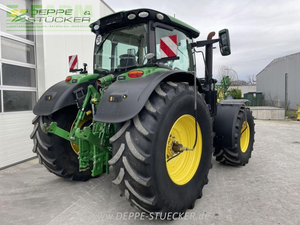 John Deere 6195r mit commandpro - Traktor: 2 kép. John Deere 6195r mit commandpro - Traktor: 2 kép.