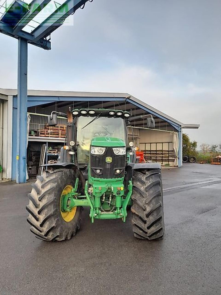 Traktor John Deere 6210r: 6 kép.
