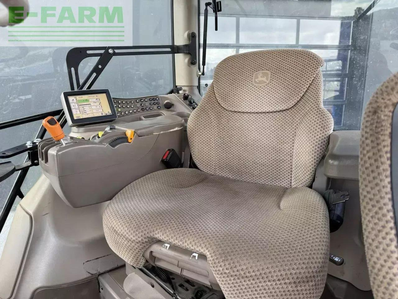 John Deere 6210r - Traktor: 5 kép. John Deere 6210r - Traktor: 5 kép.