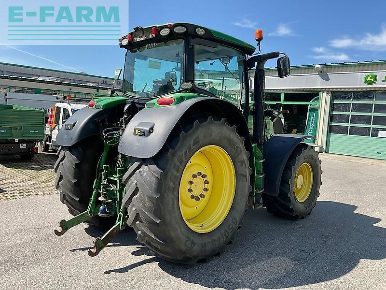 John Deere 6210r - Traktor: 3 kép. John Deere 6210r - Traktor: 3 kép.