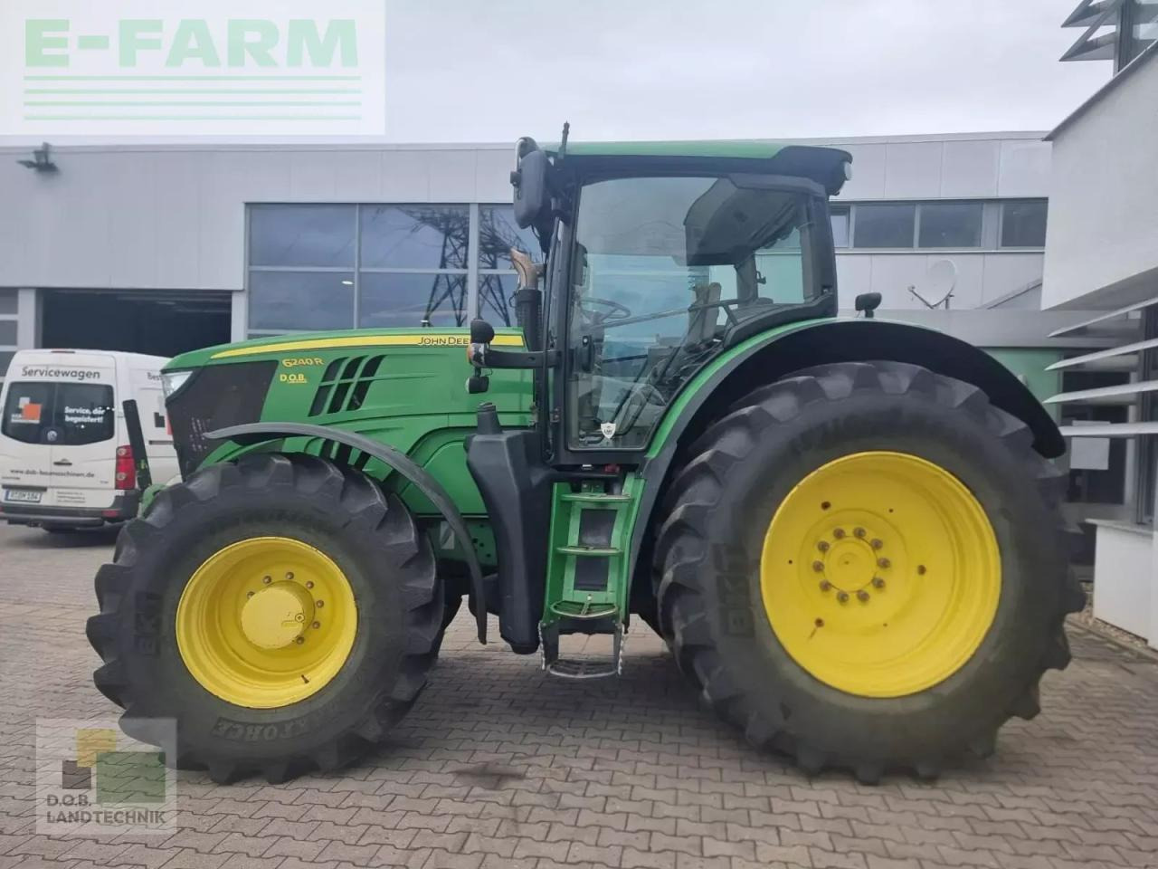 John Deere 6210r - Traktor: 3 kép. John Deere 6210r - Traktor: 3 kép.