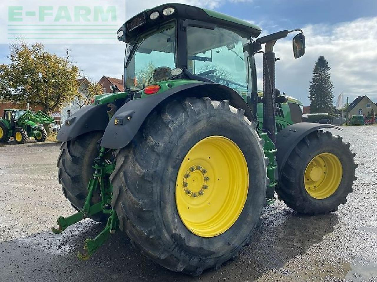 John Deere 6210r - Traktor: 4 kép. John Deere 6210r - Traktor: 4 kép.