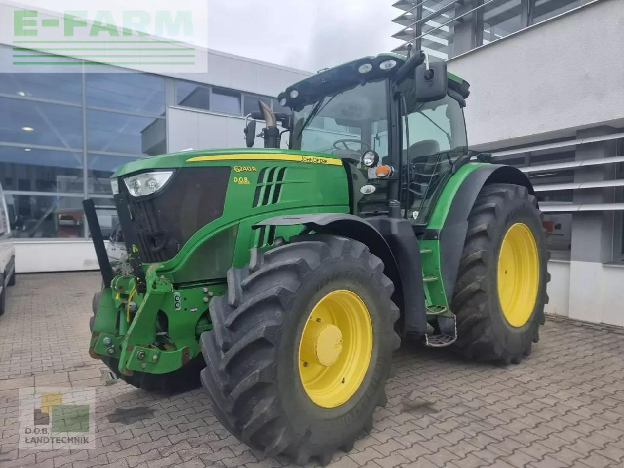 John Deere 6210r - Traktor: 1 kép. John Deere 6210r - Traktor: 1 kép.