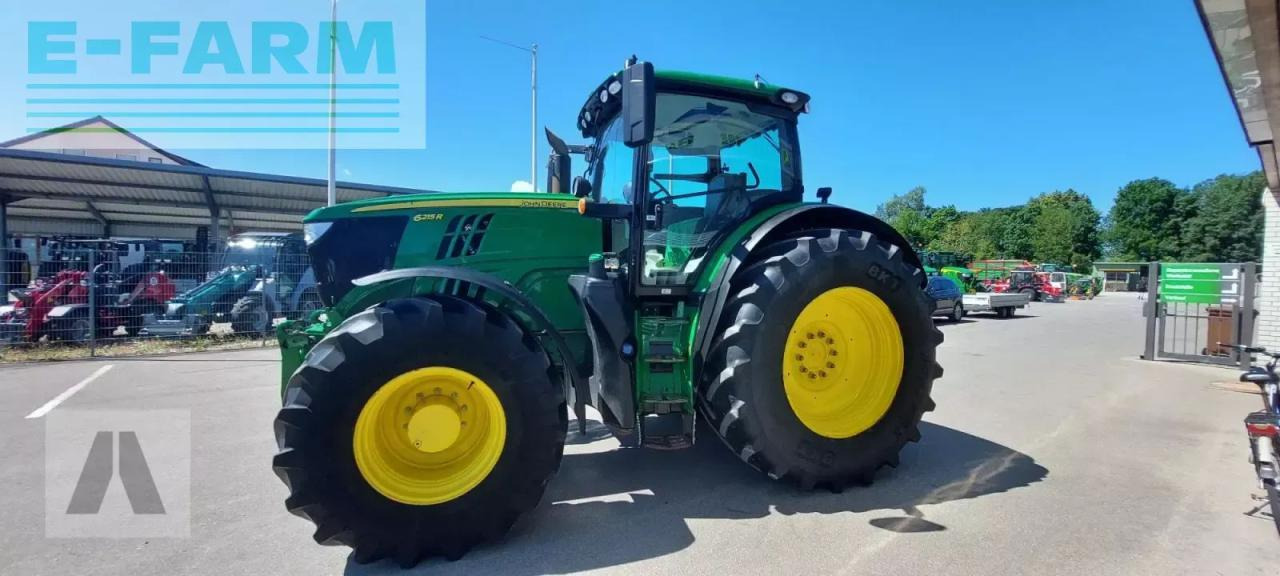 John Deere 6215r - Traktor: 5 kép. John Deere 6215r - Traktor: 5 kép.