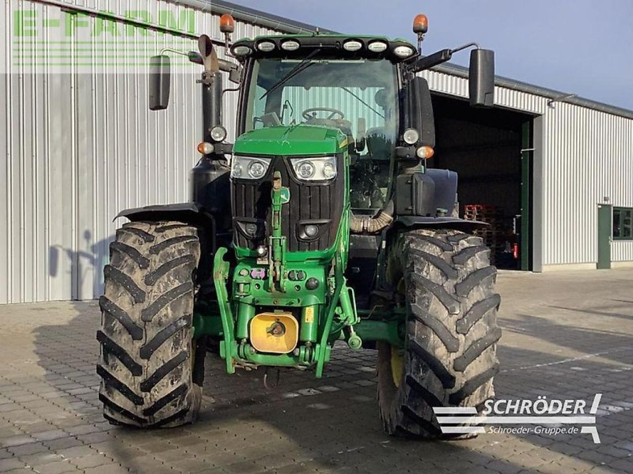 John Deere 6250 r - Traktor: 2 kép. John Deere 6250 r - Traktor: 2 kép.