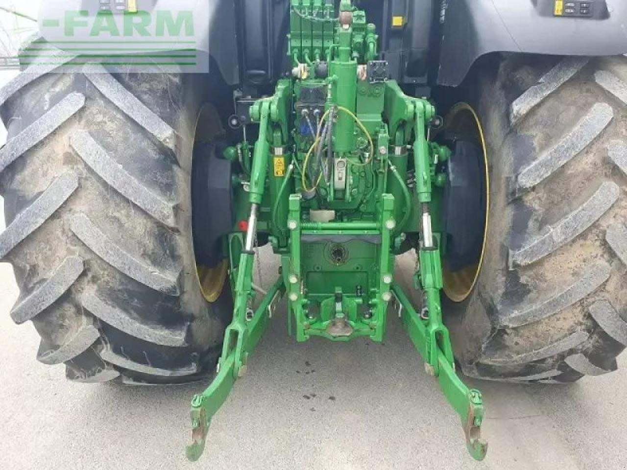 John Deere 6250r - Traktor: 5 kép. John Deere 6250r - Traktor: 5 kép.