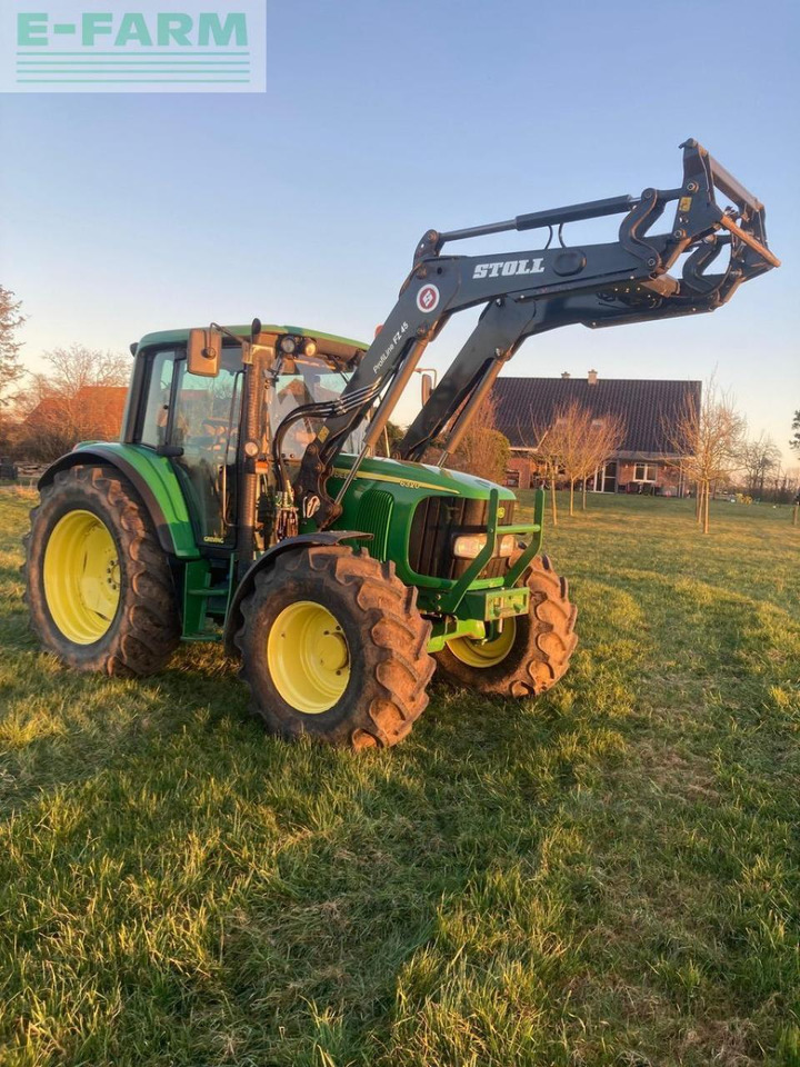 John Deere 6320 autoquad eco-shift - Traktor: 1 kép. John Deere 6320 autoquad eco-shift - Traktor: 1 kép.