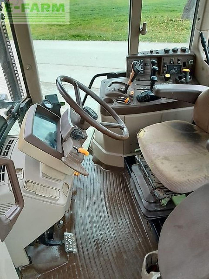 Traktor John Deere 6320 premium: 12 kép. Traktor John Deere 6320 premium: 12 kép.