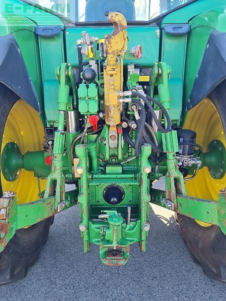 John Deere 6420 premium plus - Traktor: 4 kép. John Deere 6420 premium plus - Traktor: 4 kép.