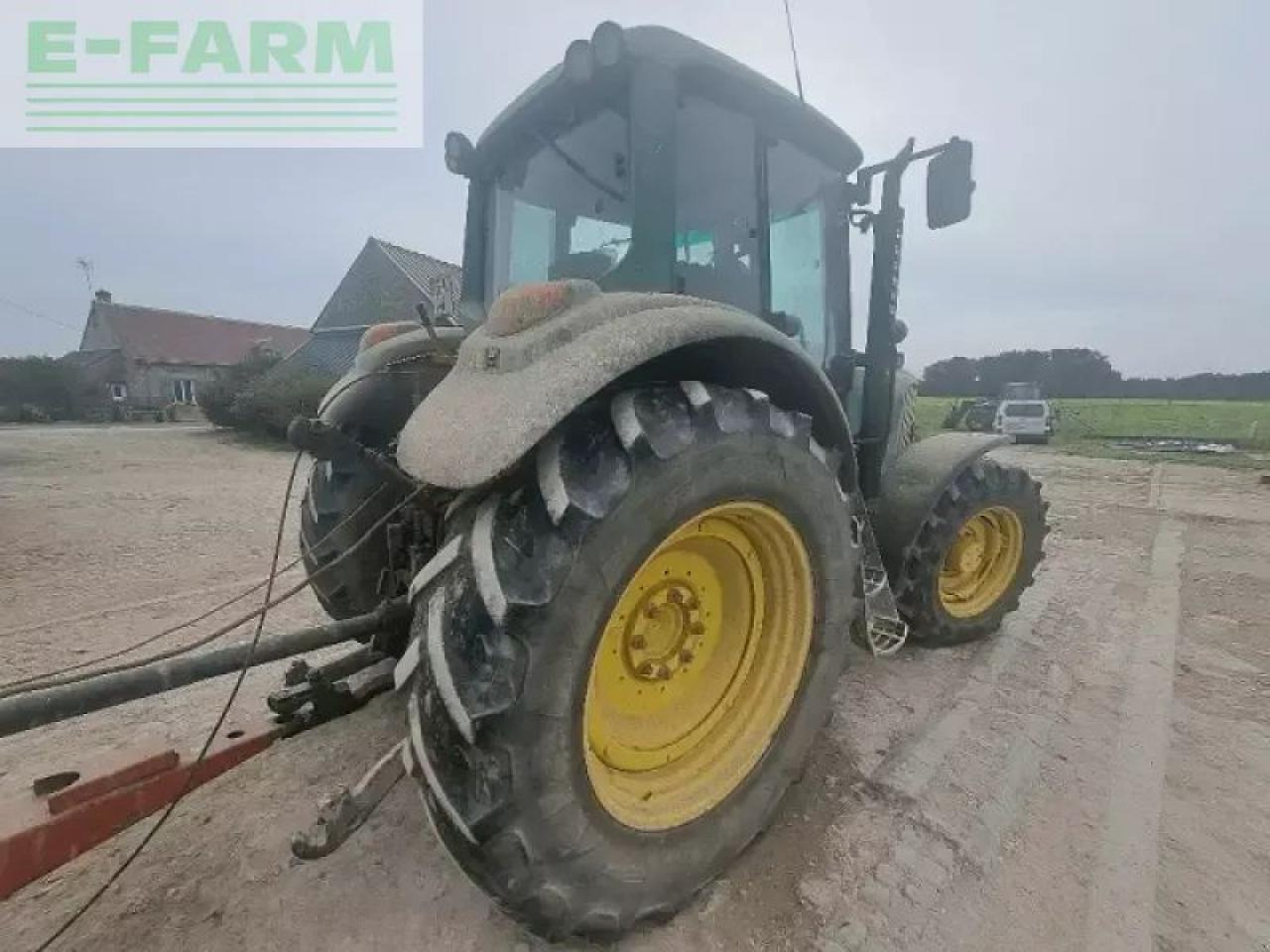 John Deere 6620 - Traktor: 3 kép. John Deere 6620 - Traktor: 3 kép.