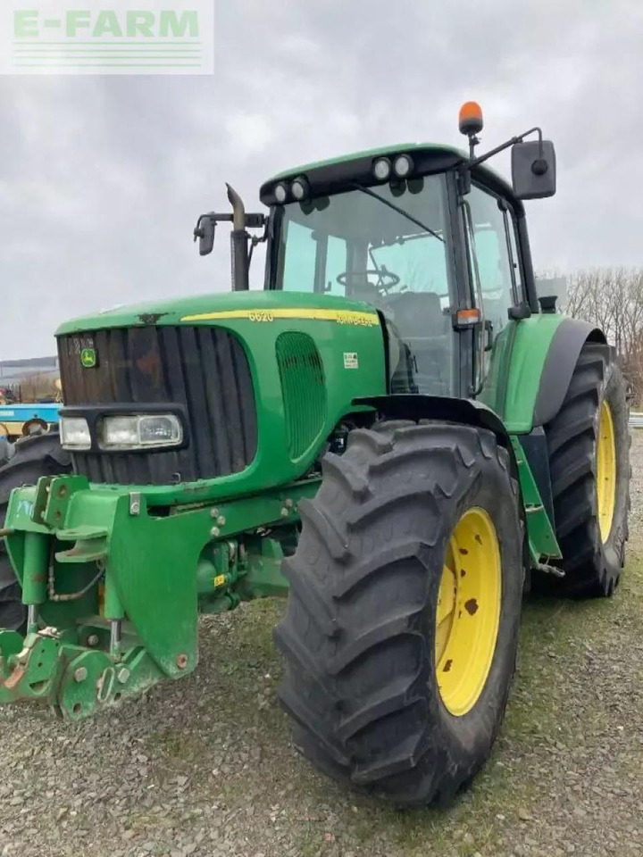 John Deere 6620 - Traktor: 1 kép. John Deere 6620 - Traktor: 1 kép.
