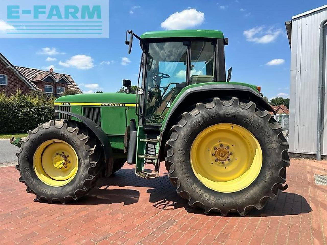 John Deere 6810 premium - Traktor: 3 kép. John Deere 6810 premium - Traktor: 3 kép.