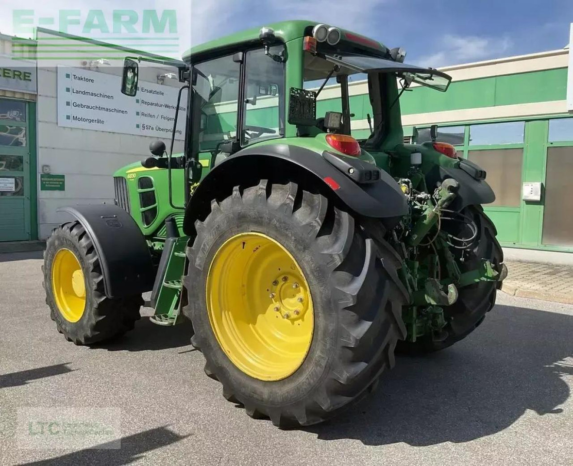 John Deere 6830 - Traktor: 4 kép. John Deere 6830 - Traktor: 4 kép.