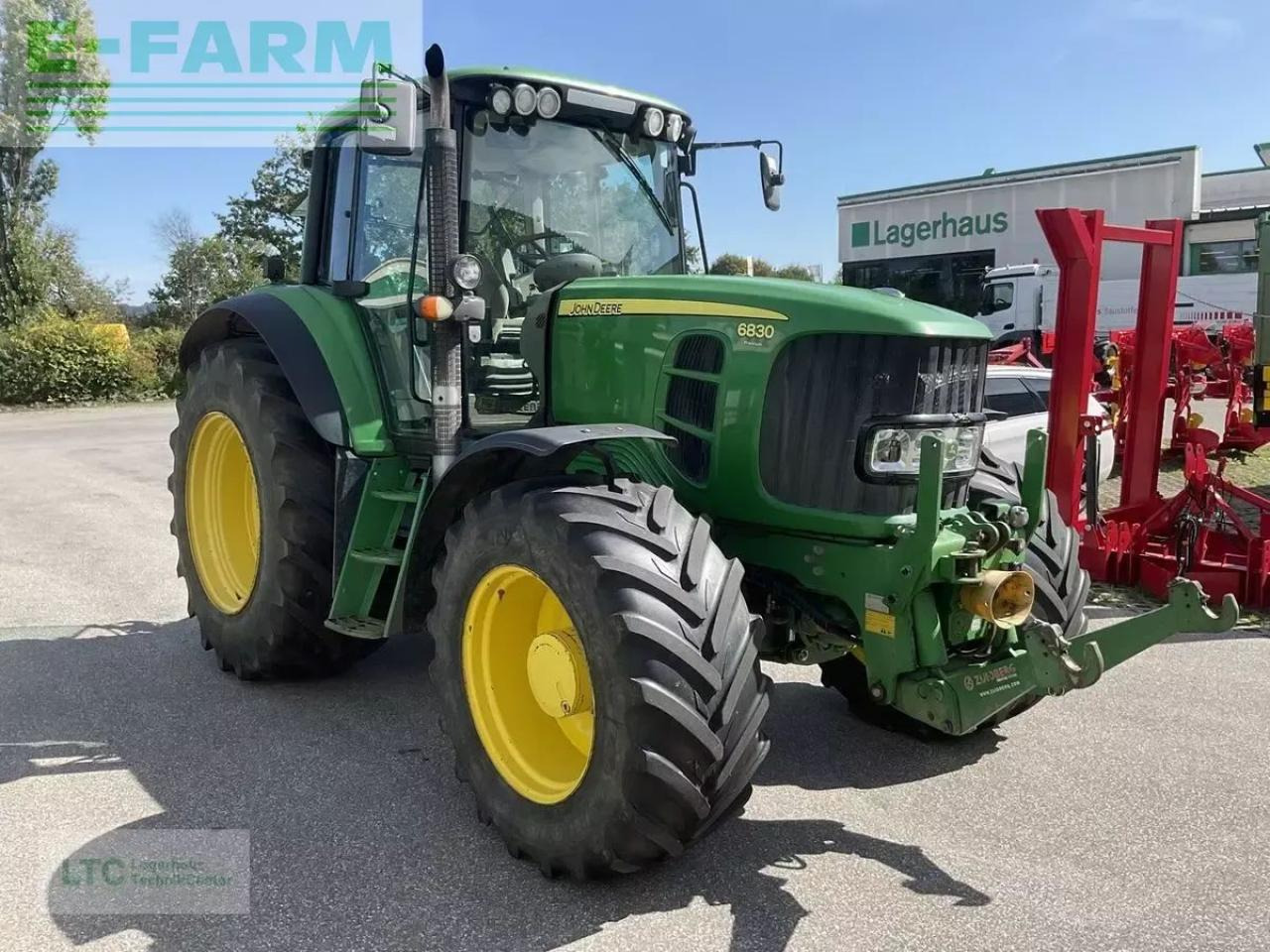 John Deere 6830 - Traktor: 2 kép. John Deere 6830 - Traktor: 2 kép.