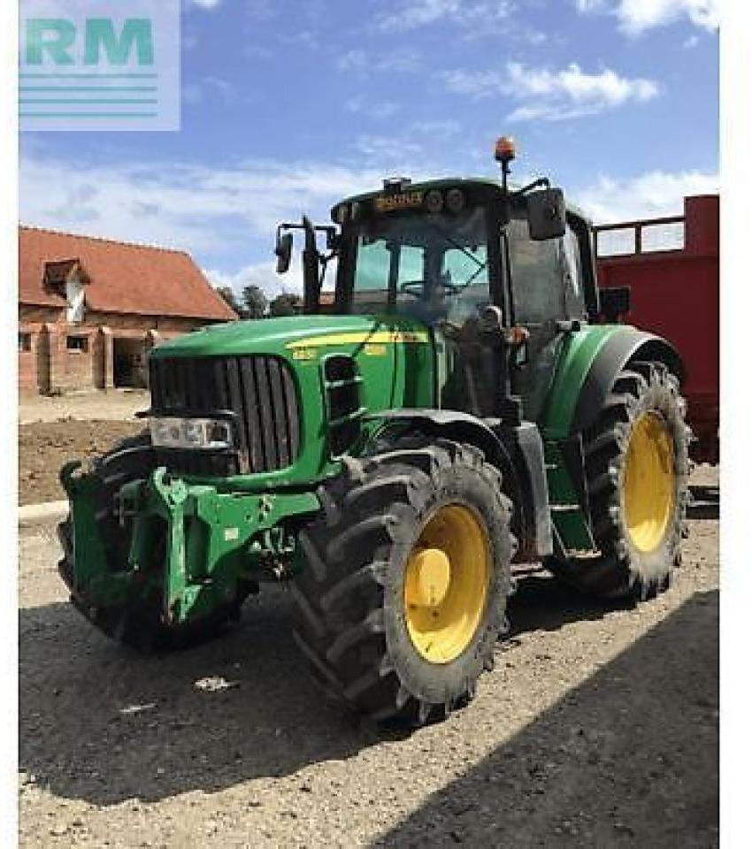 John Deere 6930 premium - Traktor: 1 kép. John Deere 6930 premium - Traktor: 1 kép.