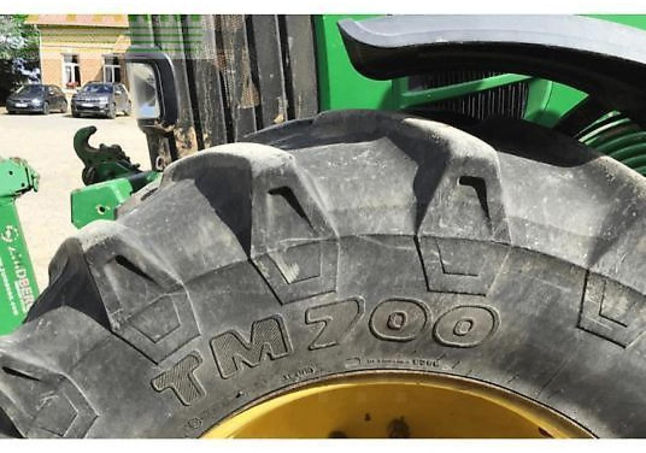 John Deere 6930 premium - Traktor: 4 kép. John Deere 6930 premium - Traktor: 4 kép.