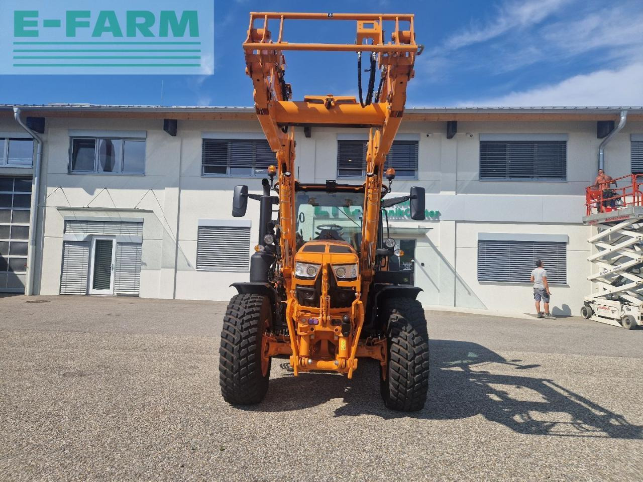 John Deere 6R 150 - Traktor: 3 kép. John Deere 6R 150 - Traktor: 3 kép.