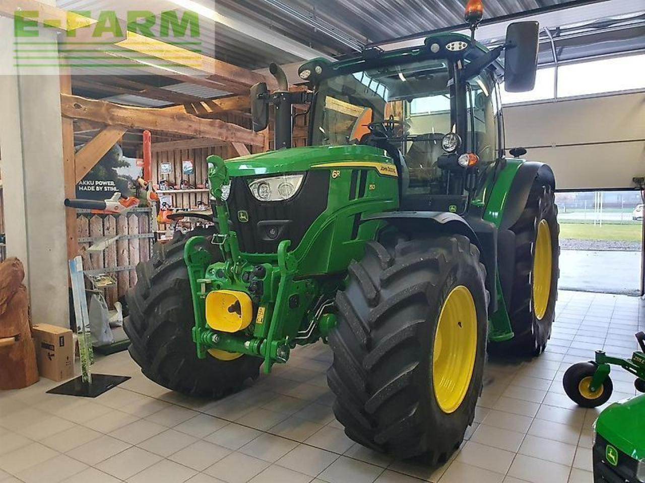 John Deere 6r 150 - Traktor: 1 kép. John Deere 6r 150 - Traktor: 1 kép.