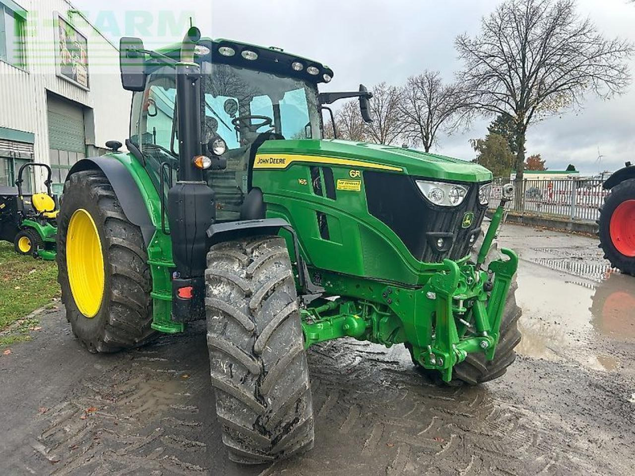 John Deere 6r 165 - Traktor: 3 kép. John Deere 6r 165 - Traktor: 3 kép.