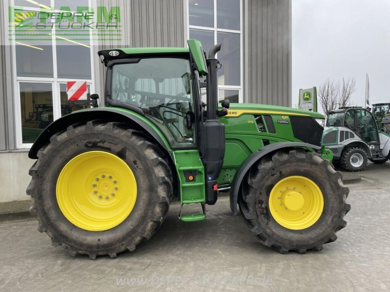 John Deere 6r 175 - Traktor: 3 kép. John Deere 6r 175 - Traktor: 3 kép.