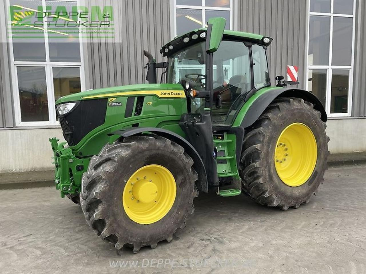 John Deere 6r 175 - Traktor: 1 kép. John Deere 6r 175 - Traktor: 1 kép.