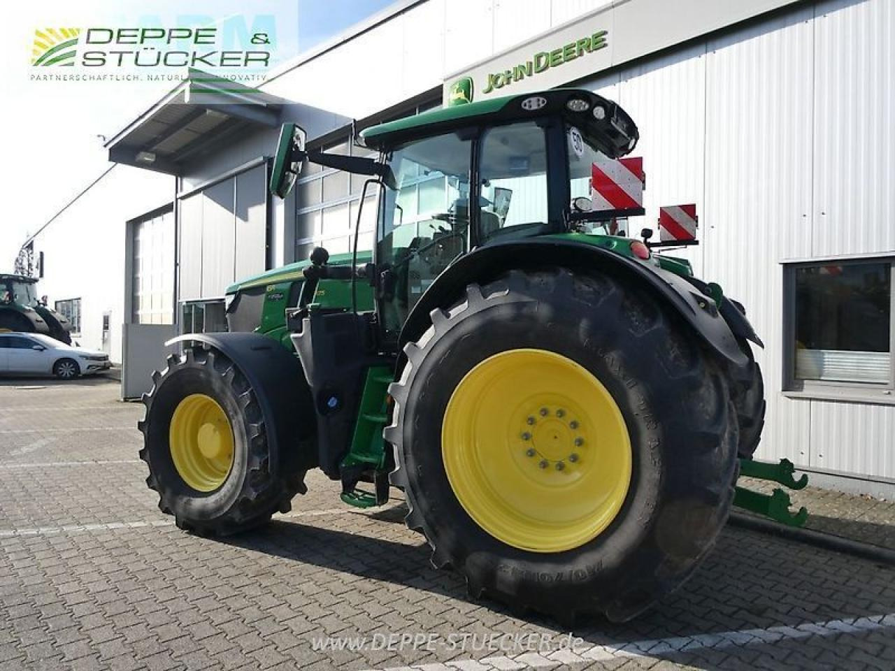 John Deere 6r 175 - Traktor: 3 kép. John Deere 6r 175 - Traktor: 3 kép.