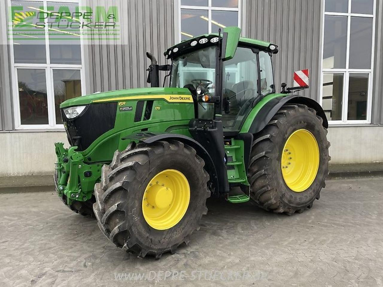 John Deere 6r 175 - Traktor: 1 kép. John Deere 6r 175 - Traktor: 1 kép.