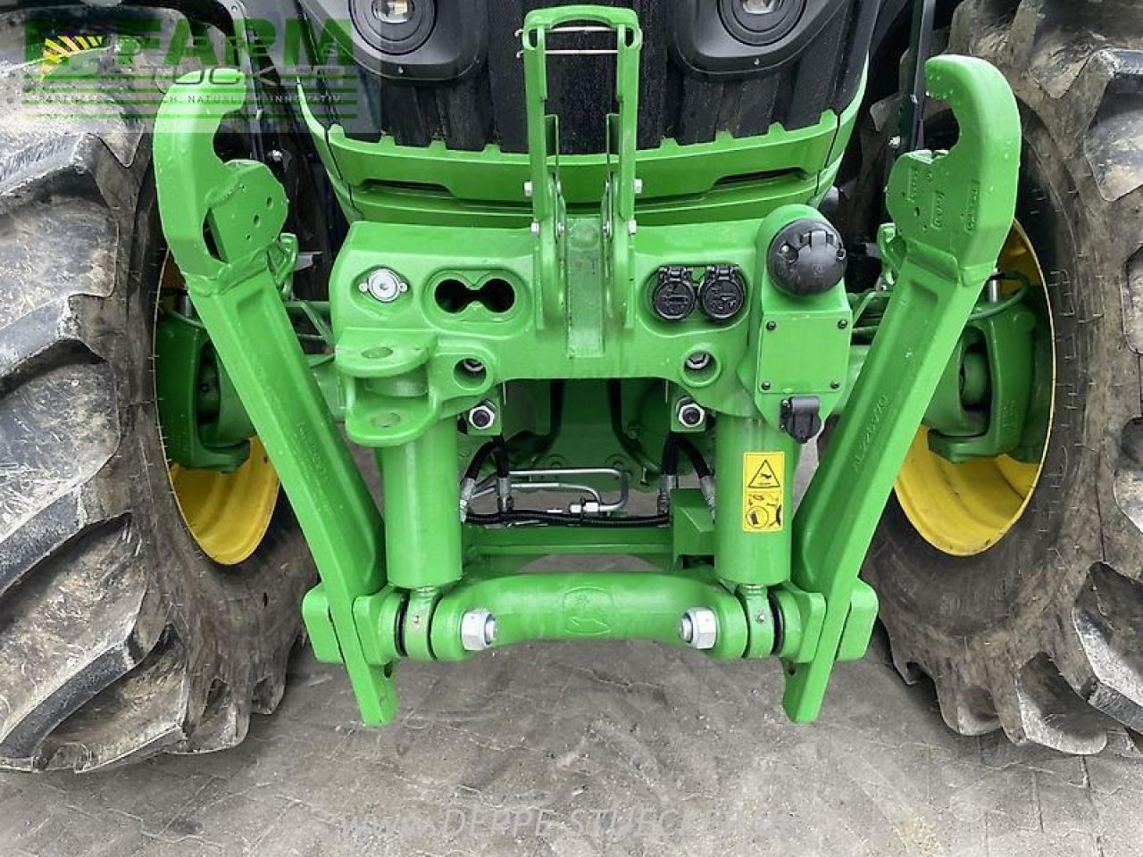 John Deere 6r 175 - Traktor: 4 kép. John Deere 6r 175 - Traktor: 4 kép.