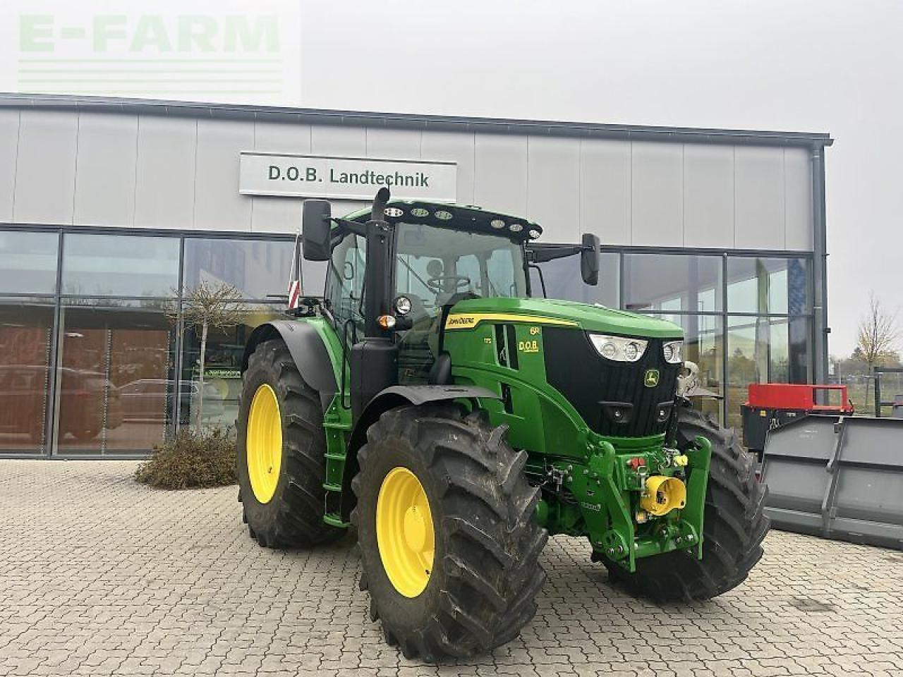 John Deere 6r 175 - Traktor: 1 kép. John Deere 6r 175 - Traktor: 1 kép.