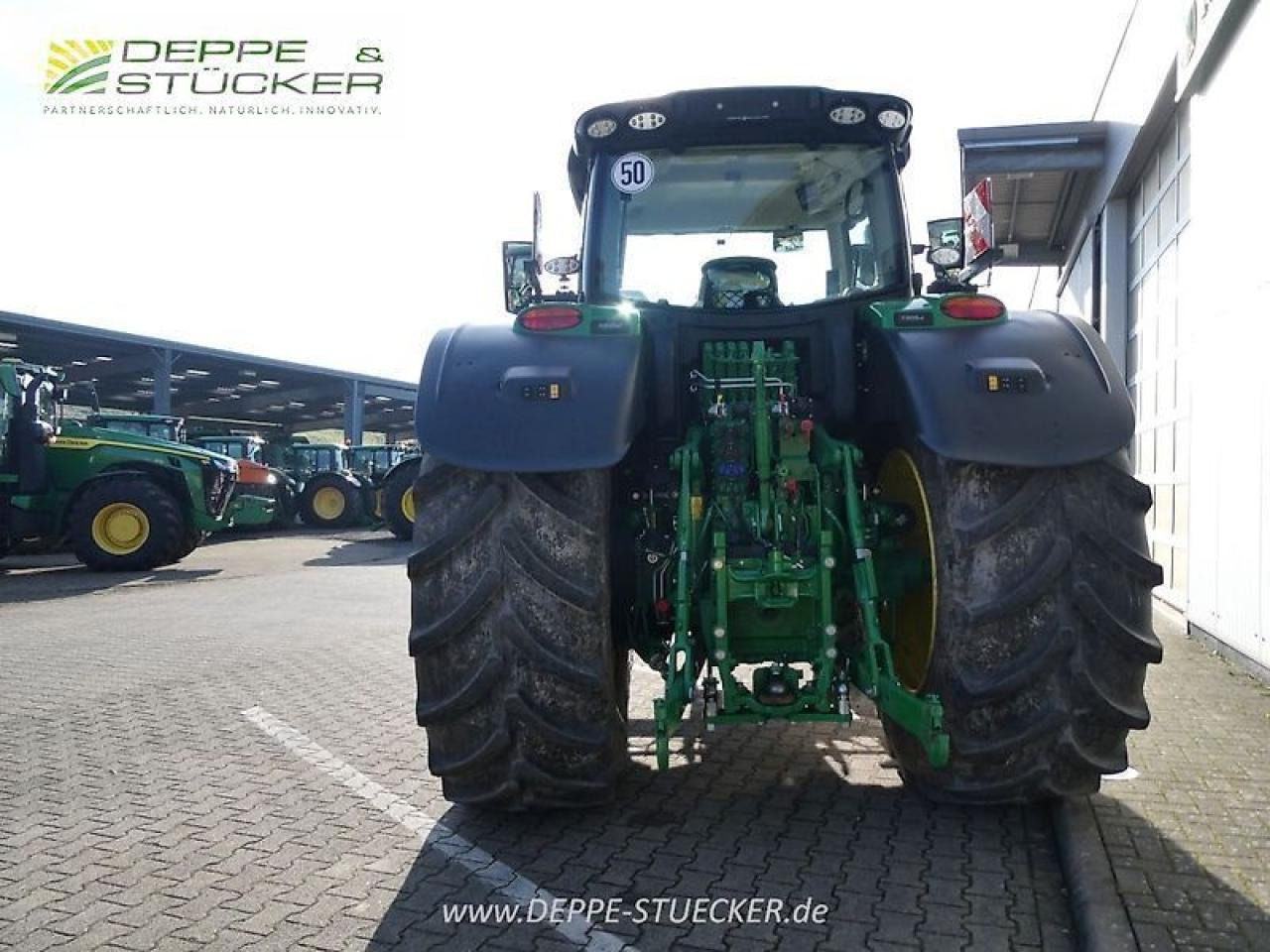 John Deere 6r 175 - Traktor: 5 kép. John Deere 6r 175 - Traktor: 5 kép.