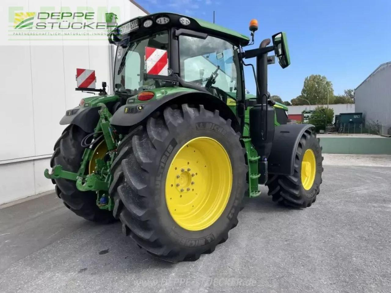 John Deere 6r 185 - Traktor: 2 kép. John Deere 6r 185 - Traktor: 2 kép.