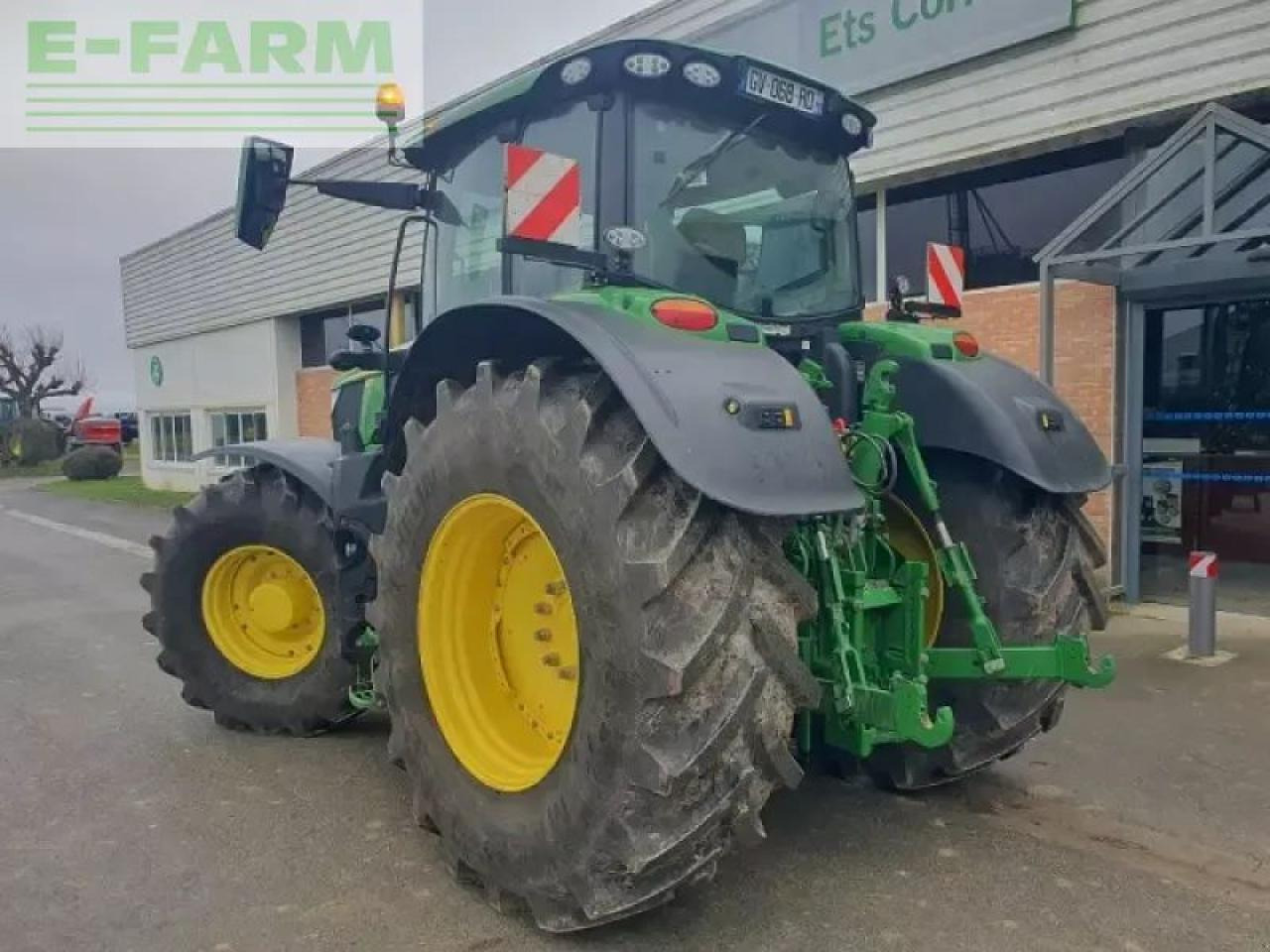 John Deere 6r 215 - Traktor: 4 kép. John Deere 6r 215 - Traktor: 4 kép.