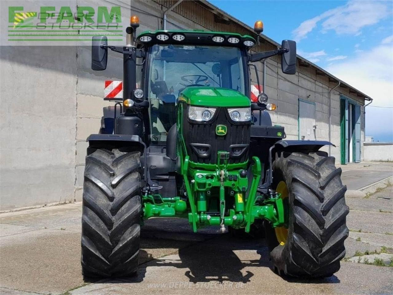 John Deere 6r 215 - Traktor: 5 kép. John Deere 6r 215 - Traktor: 5 kép.