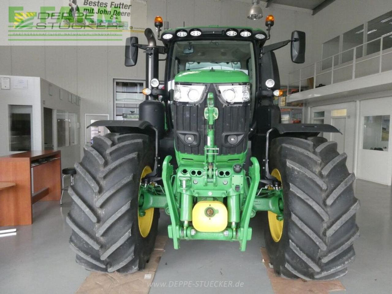 John Deere 6r 250 - Traktor: 3 kép. John Deere 6r 250 - Traktor: 3 kép.