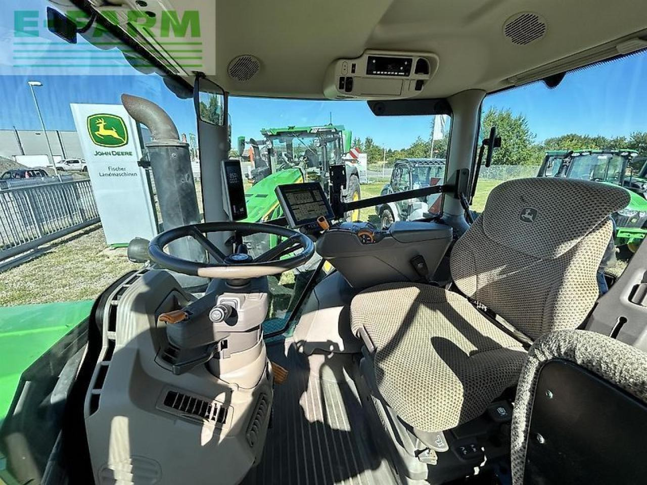 John Deere 6r 250 - Traktor: 4 kép. John Deere 6r 250 - Traktor: 4 kép.
