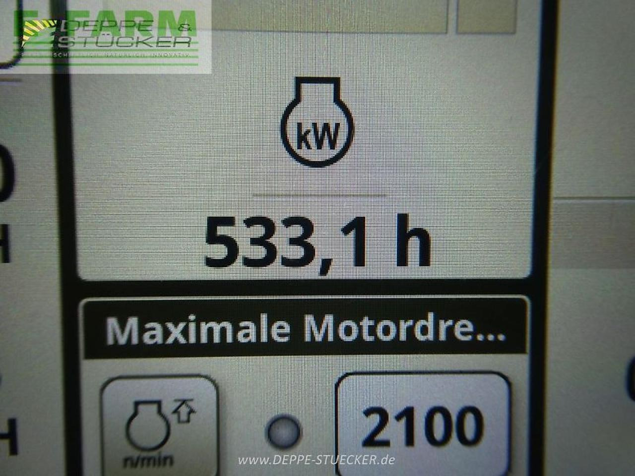 Traktor John Deere 6r 250: 15 kép.