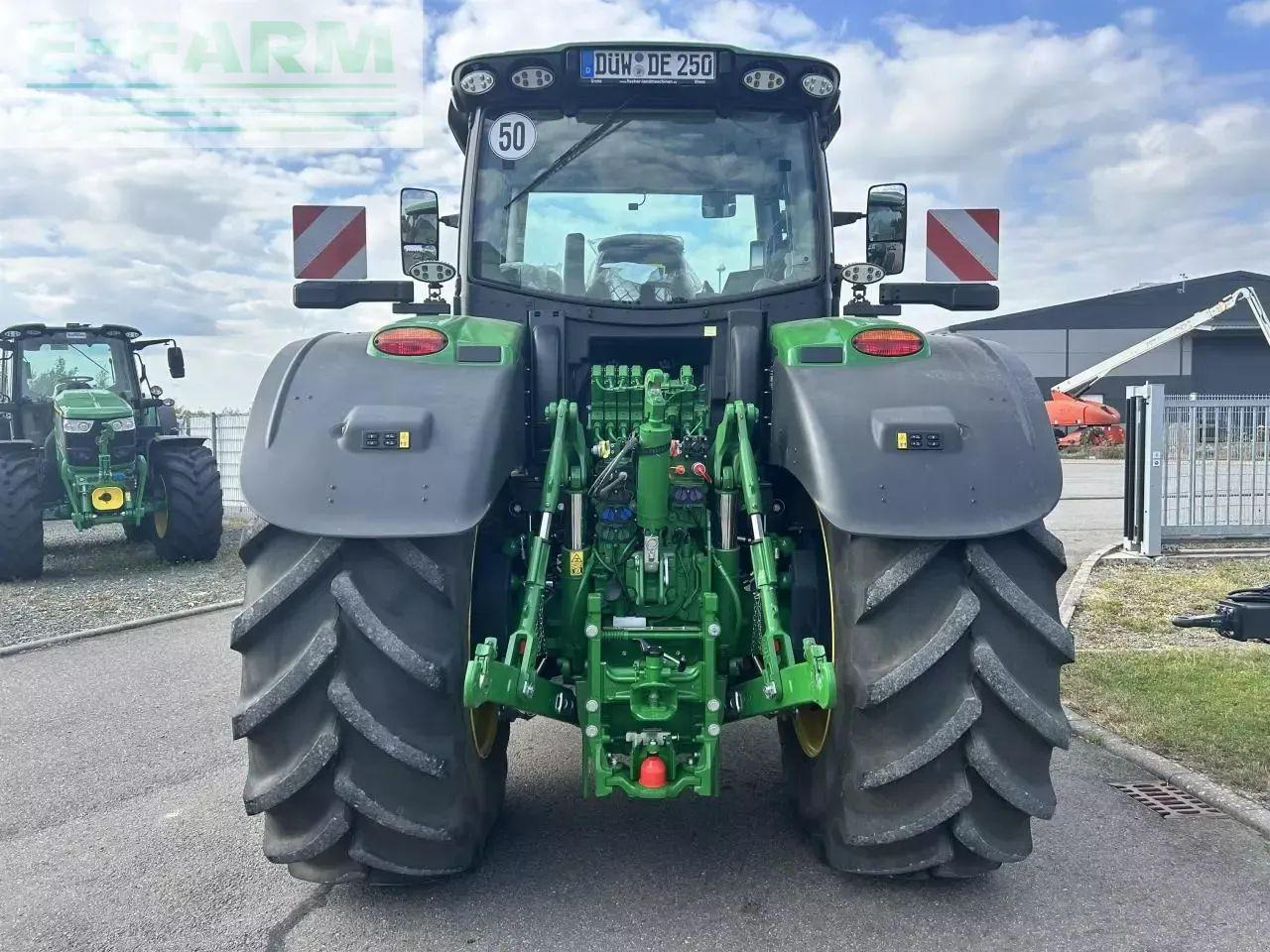 John Deere 6r 250 - Traktor: 5 kép. John Deere 6r 250 - Traktor: 5 kép.